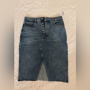 Old Navy denim knee length skirt. NWT.